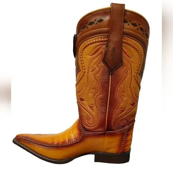 MEN'S LOS ALTOS 3X TOE BOOT. CAIMAN WITH DEER PRINT SIZE 8EE. 19528201.
